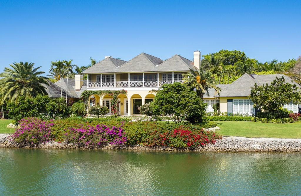 waterfront homes