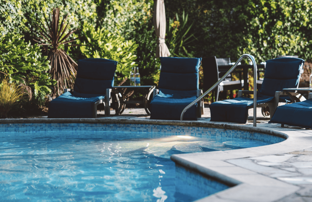 luxury hotels with walking routes