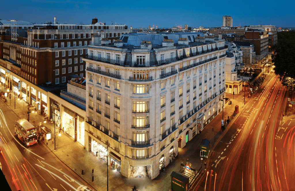 luxury hotels with walking routes